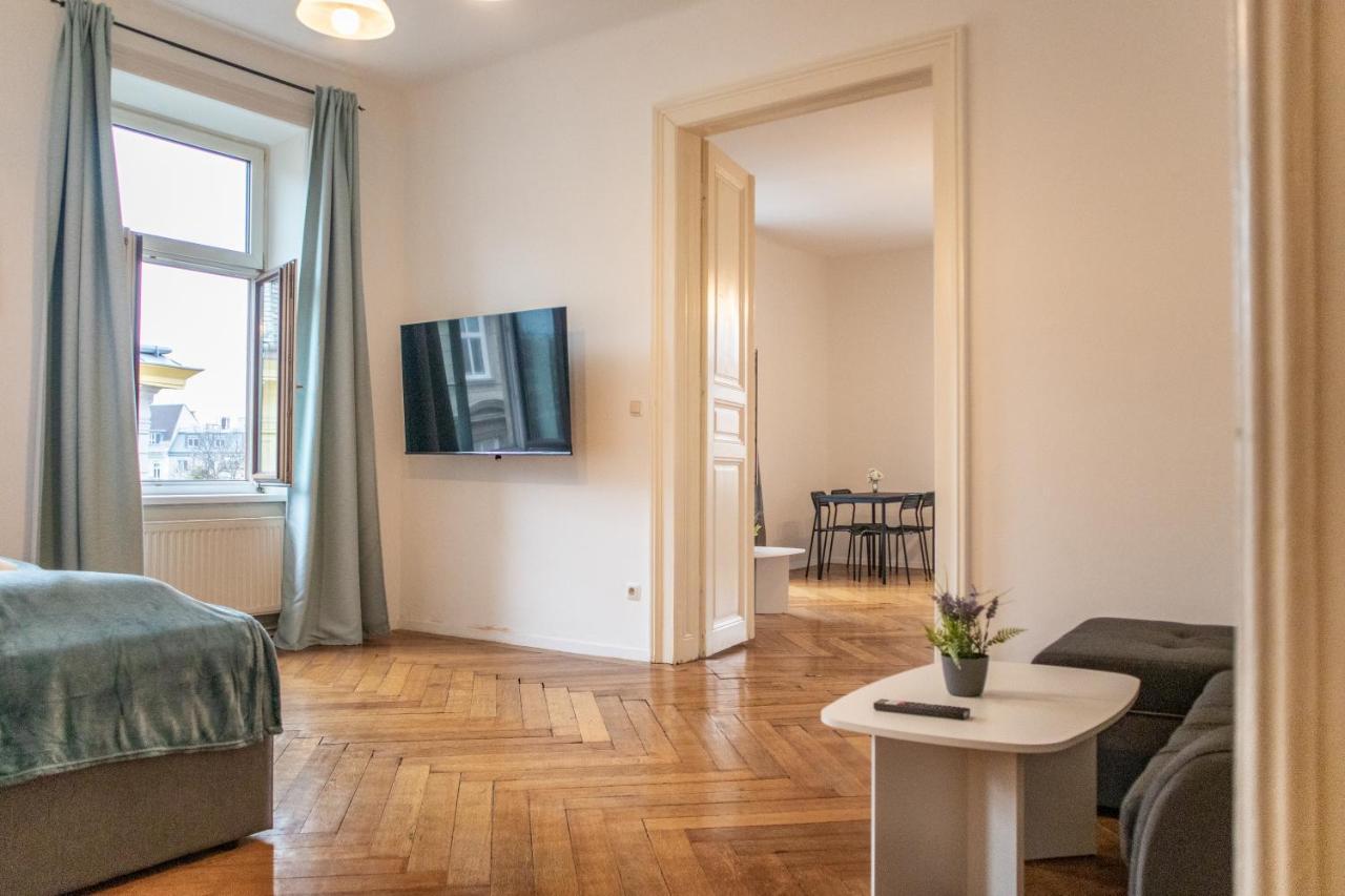 Roomy 2Br Apt. Near Akh -Perfect For Longstays Wenen Buitenkant foto
